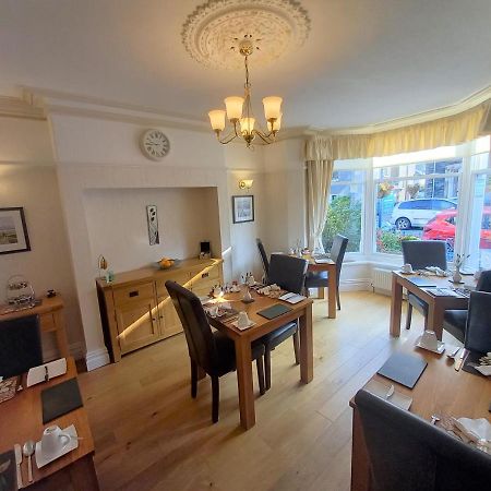 Amble House Bed & Breakfast Кесвик Екстериор снимка